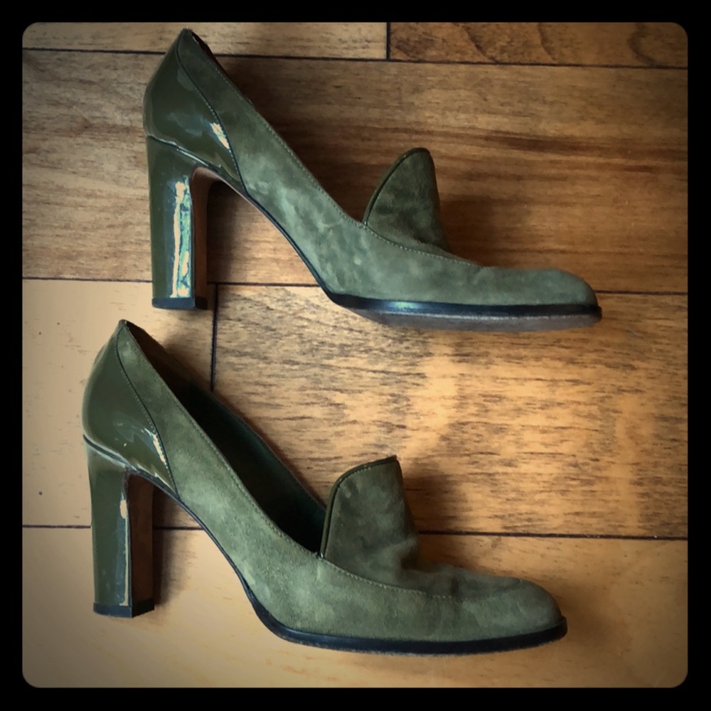 Anne Klein army green suede pump size 7.5